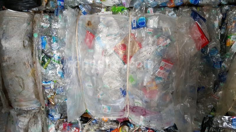 เชือกมัดฟางในโรงงานรีไซเคิล — ทดแทนลวดมัดก้อนขยะ